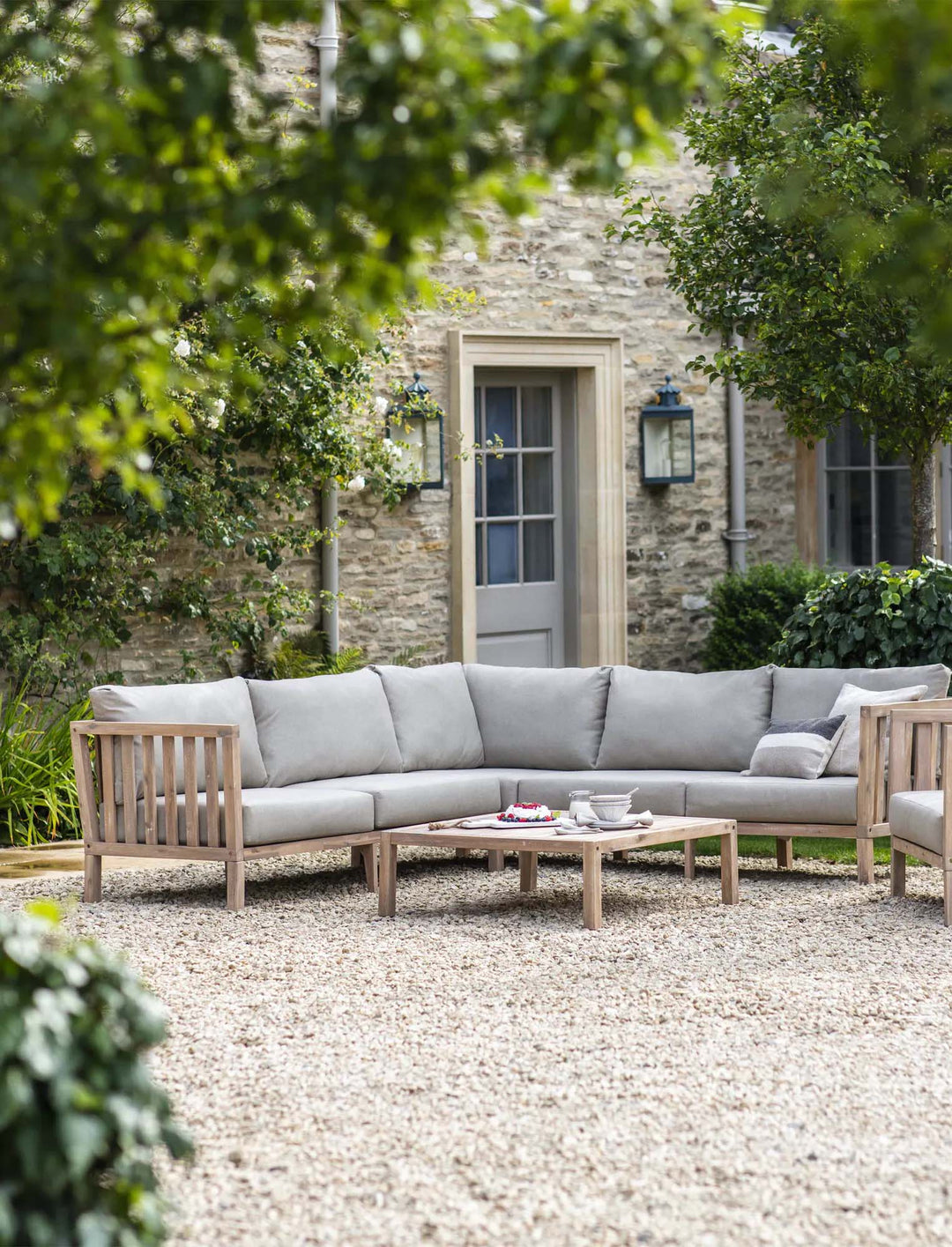 Porthallow Corner Outdoor Sofa Set - Acacia